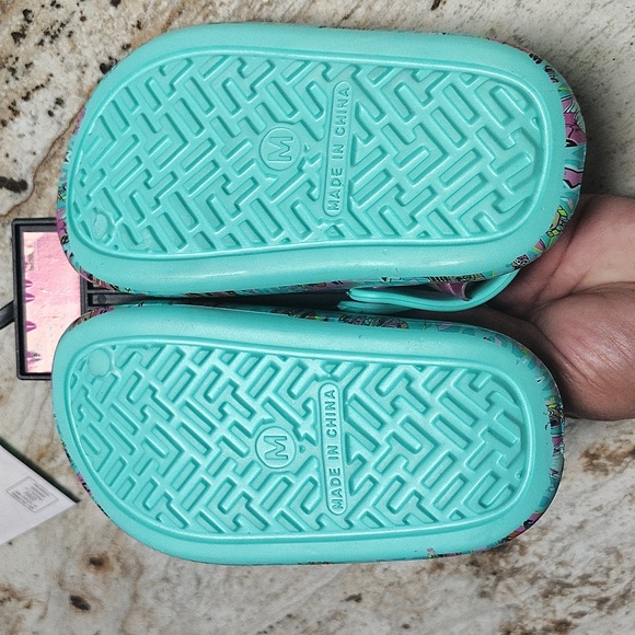 lol surprise girls shoes - Picture 3 of 4